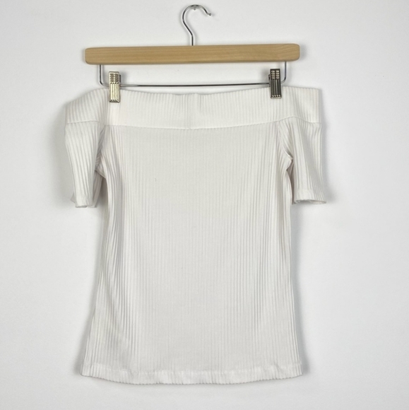 Aritizia Wilfred Tournesol white Off The Shoulder short sleeve Shirt EUC - Picture 2 of 5